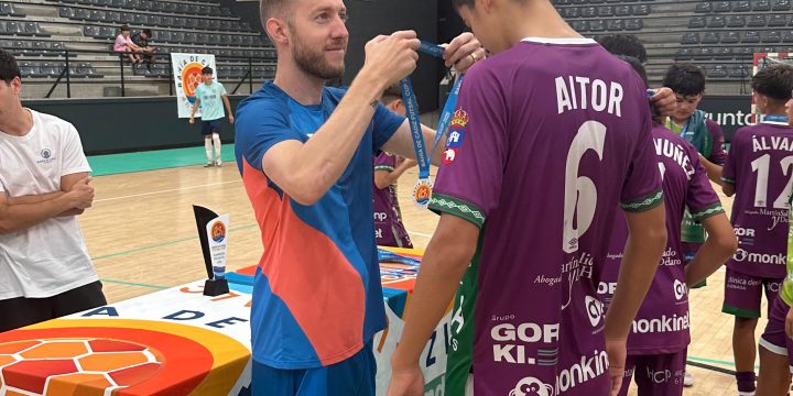 Unislaw Team ONDE 4 – 10 Inmobiliaria Castillo FS, final Infantil con muchos goles